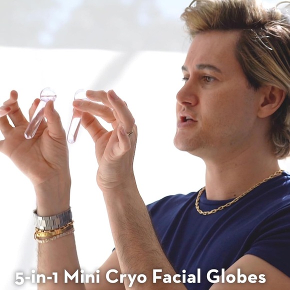 💚 2/$30 SONAGE Baby Frioz Facial Ice Globes - Picture 3 of 11